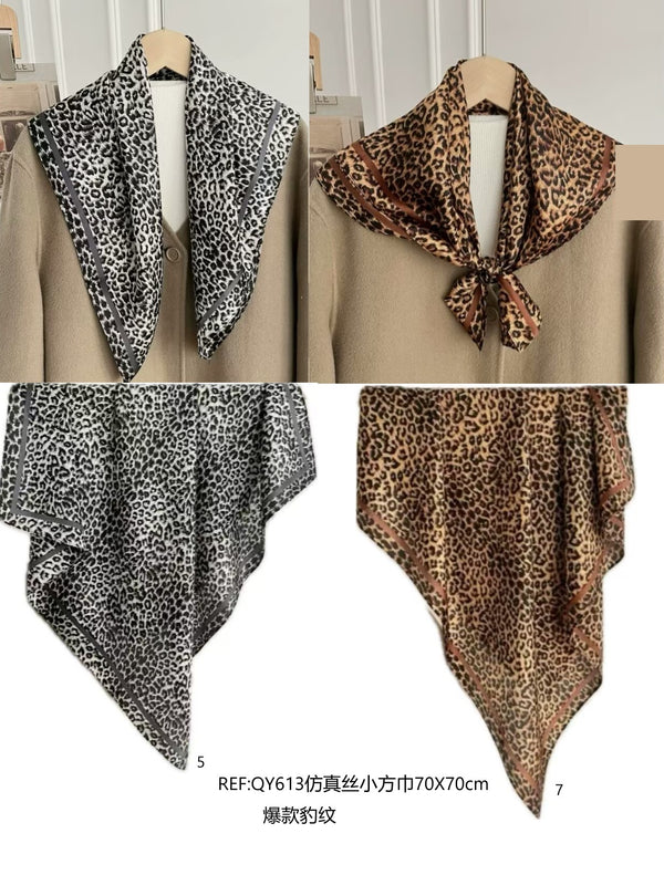 Fular cuadrado 70 x 70cm QY613