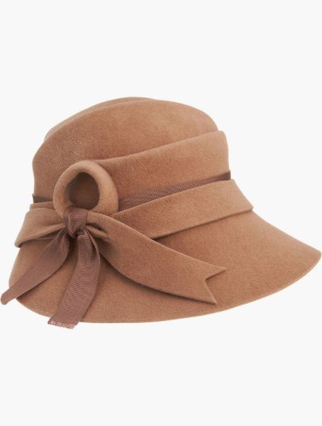 Imagen de Universal Cloche Hat